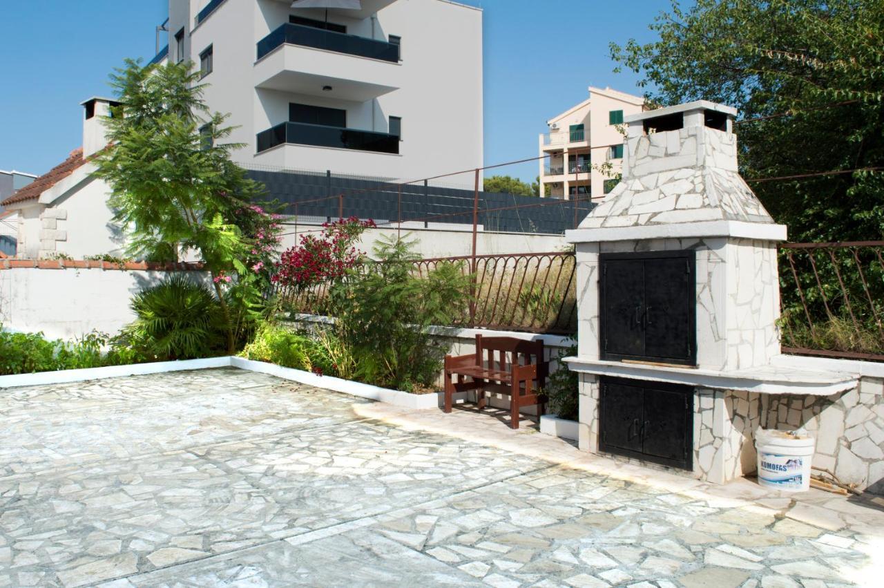 Villa Dusper 特罗吉尔 外观 照片